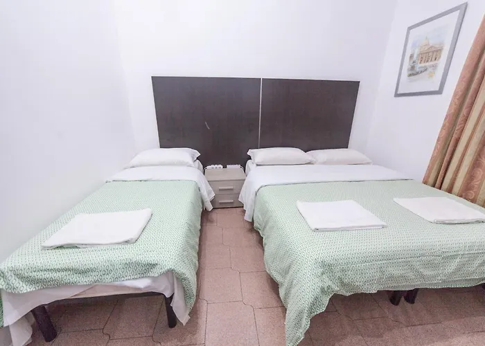 לינה וארוחת בוקר Lemei House רומא