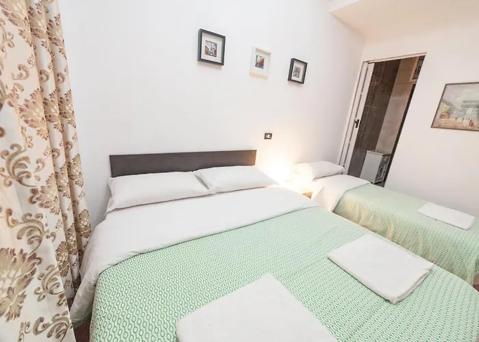 Lemei House 3*