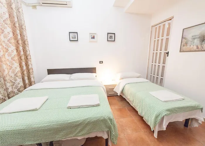 Couette-café Lemei House