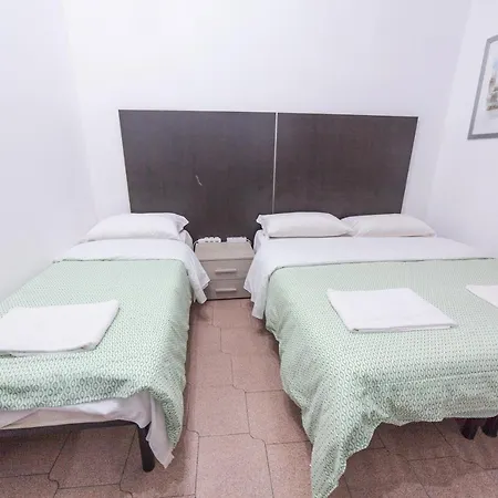فندق مبيت وإفطار Lemei House روما